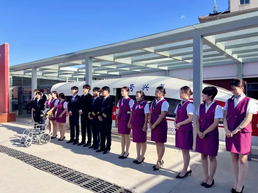 新鮮出爐~北京91成人抖音軌（guǐ）道交（jiāo）通（tōng）專業龍虎榜爭霸賽實況照片