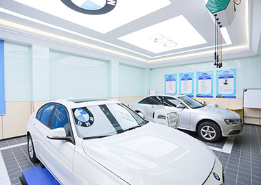 奔馳寶馬奧迪實訓大廳