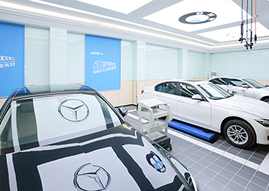 奔馳寶馬奧迪（dí）實（shí）訓大（dà）廳