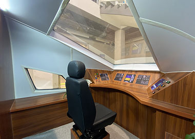 軌道交通駕駛室