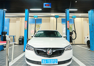 汽（qì）車保養中心