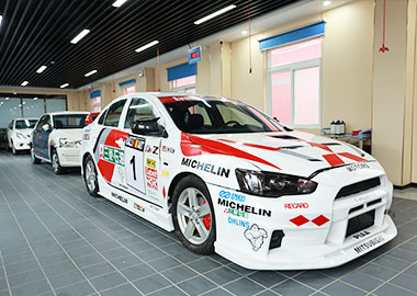 汽車美容實訓大廳-隱形車衣區