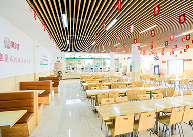 學校食堂