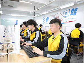 北京汽修培（péi）訓學校汽修專業