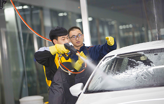 汽車美容（róng）培訓學校