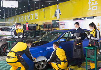 車身打（dǎ）蠟實訓